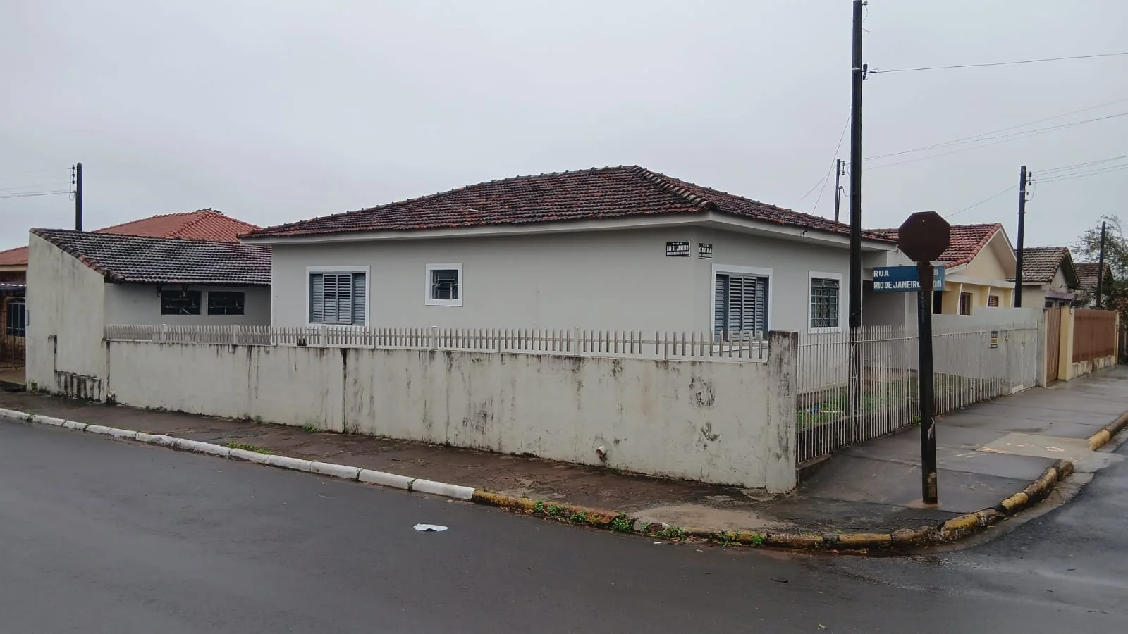 Casa Residencial de Esquina